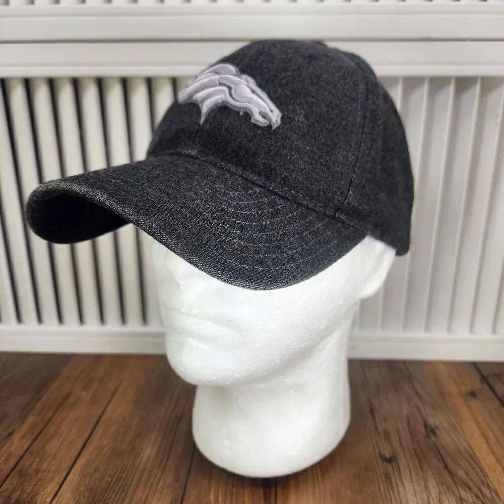 Reebok Denver Broncos Hat Cap Strap Back Gray NFL Football Mens Sport Dad Casual